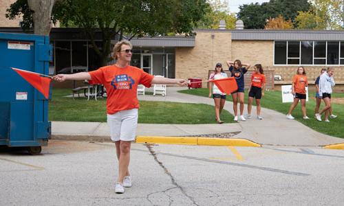 Staff members volunteer